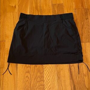 Columbia Black Omni- sz Xl Shield Skirt cute roushing  draw draw string sides
